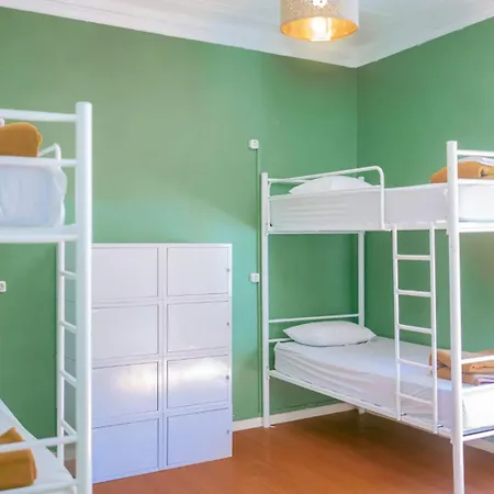 Хостел Marques De Pombal