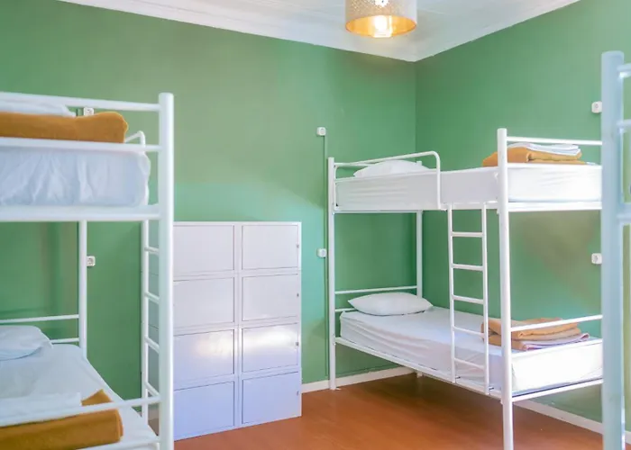 بيت شباب Marques De Pombal