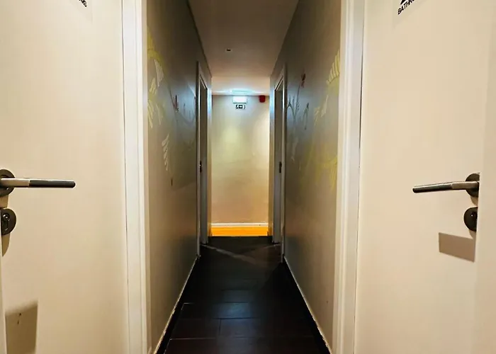 Hostel Marques De Pombal